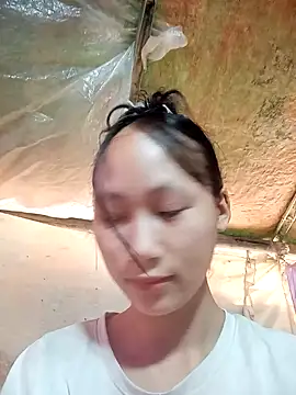 minachao- online show from 11/19/25, 03:17