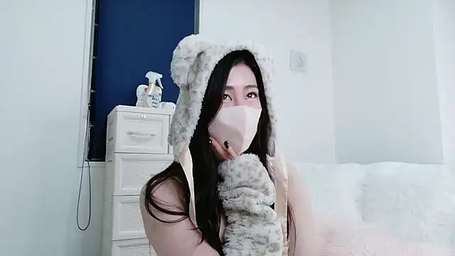 Ran 2323 online show from 03/20/26, 12:06