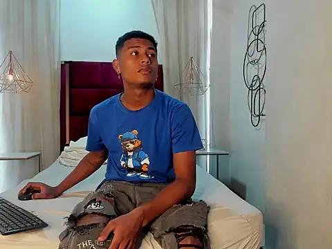 MorenitoDigno online show from 10/29/25, 07:13