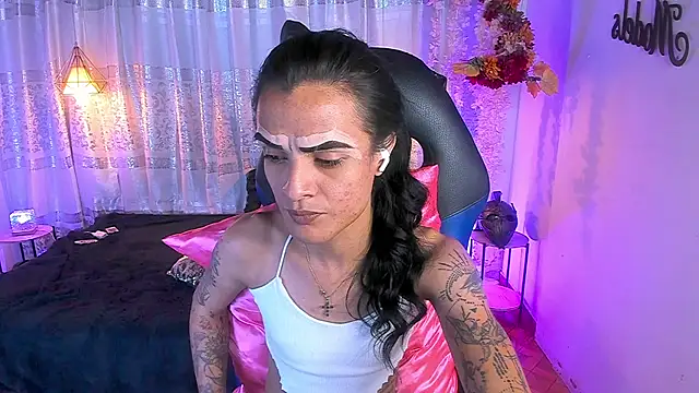 ZAMMIRA online show from 11/19/25, 01:38