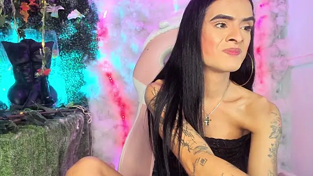 Snapshot of ZAMMIRA chatting on 01/14/26, 05:11 ZAMMIRA online show from 01/14/26, 05:11