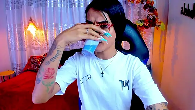 ZAMMIRA online show from 11/01/25, 05:14