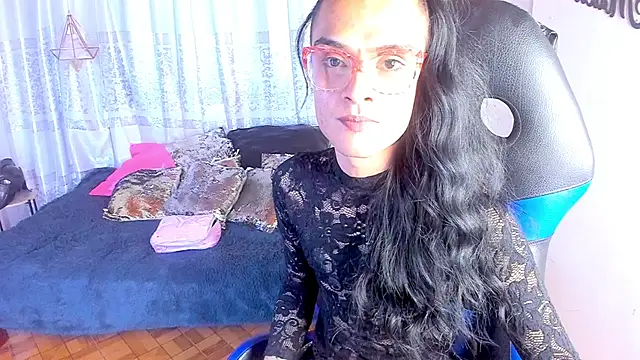 ZAMMIRA online show from 11/11/25, 05:19