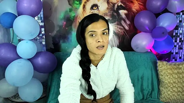 Snapshot of ZAMMIRA chatting on 02/12/26, 05:51 ZAMMIRA online show from 02/12/26, 05:51