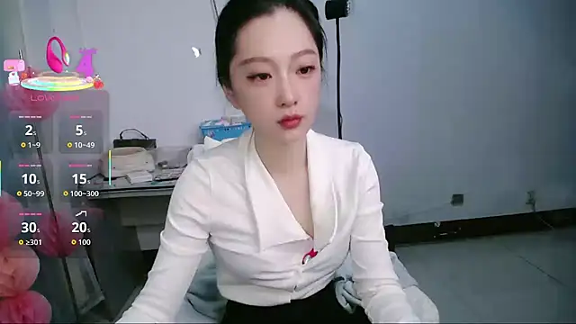 jiangjiangas online show from 11/24/25, 09:59