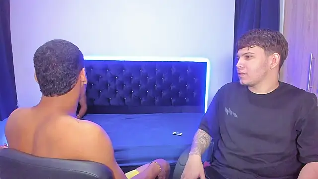 Snapshot of isaac_master77 chatting on 10/25/25, 03:06 isaac master77 online show from 10/25/25, 03:06