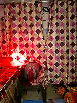 Snapshot of Sweet-Maddlina chatting on 03/04/26, 05:37 Sweet-Maddlina online show from 03/04/26, 05:37