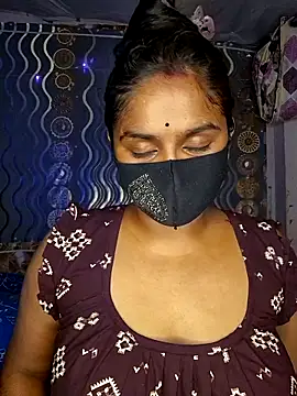 Snapshot of Sweet-Maddlina chatting on 04/01/26, 01:52 Sweet-Maddlina online show from 04/01/26, 01:52