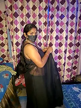 Snapshot of Sweet-Maddlina chatting on 03/26/26, 12:03 Sweet-Maddlina online show from 03/26/26, 12:03