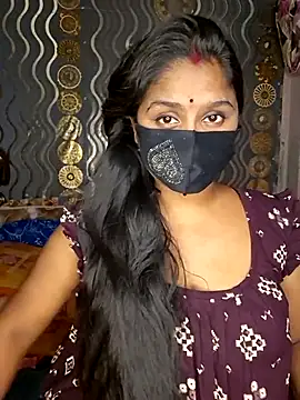 Snapshot of Sweet-Maddlina chatting on 03/19/26, 11:21 Sweet-Maddlina online show from 03/19/26, 11:21