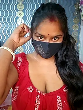 Snapshot of Sweet-Maddlina chatting on 03/17/26, 05:54 Sweet-Maddlina online show from 03/17/26, 05:54