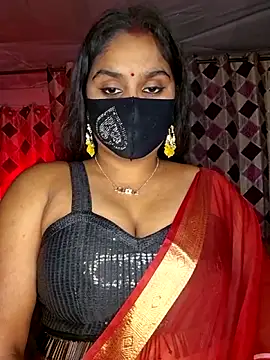 Snapshot of Sweet-Maddlina chatting on 03/06/26, 11:05 Sweet-Maddlina online show from 03/06/26, 11:05