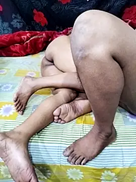 modhu82 online show from 02/10/26, 05:34