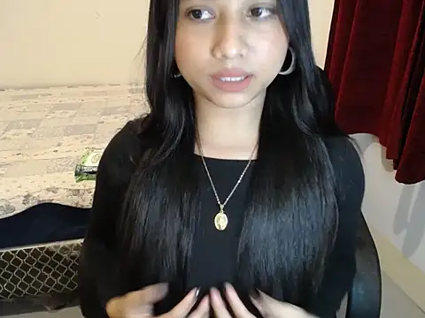 Snapshot of Maria_stella chatting on 05/12/26, 02:12 Maria stella online show from 05/12/26, 02:12