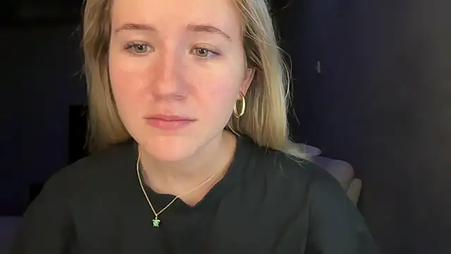 Snapshot of itssosierra chatting on 07/16/26, 12:40 itssosierra online show from 07/16/26, 12:40