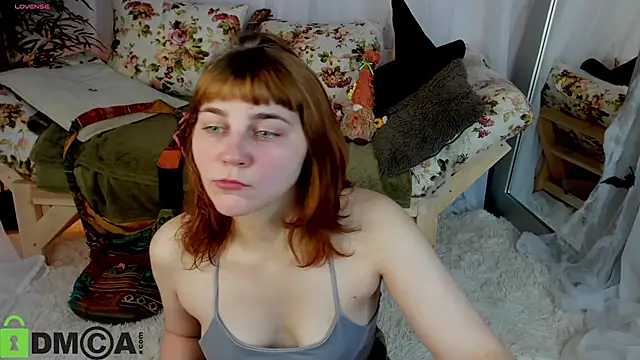 Snapshot of Rene_Shine chatting on 10/27/25, 09:21 Rene Shine online show from 10/27/25, 09:21