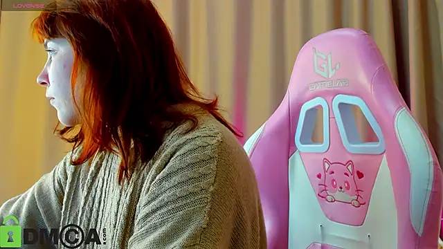 Snapshot of Rene_Shine chatting on 11/23/25, 05:12 Rene Shine online show from 11/23/25, 05:12