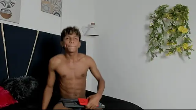 ryder cum23 online show from 10/28/25, 04:02