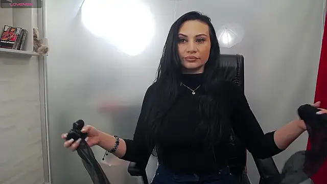 YaraXCox online show from 02/28/26, 04:01