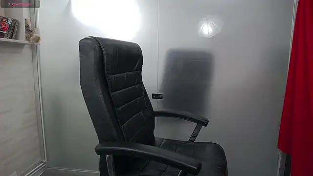 YaraXCox online show from 03/02/26, 03:29