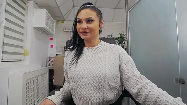 YaraXCox online show from 01/16/26, 05:00