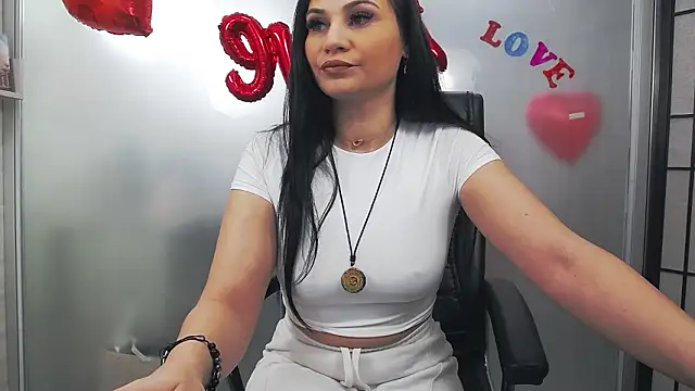 YaraXCox online show from 02/14/26, 03:51