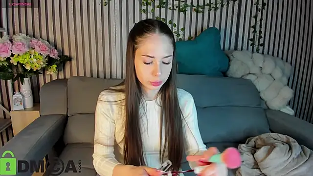 Lana Stones online show from 11/28/25, 12:55