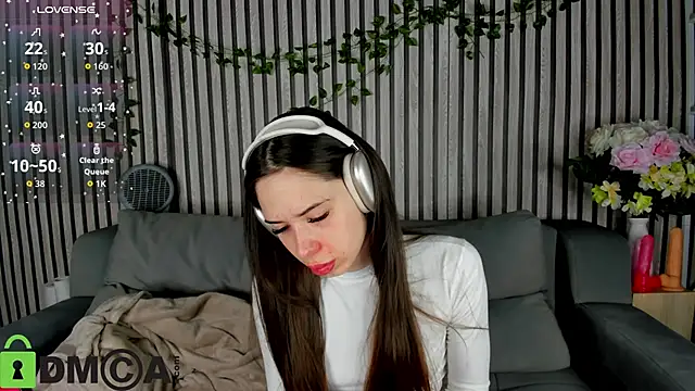 Lana Stones online show from 11/14/25, 12:47