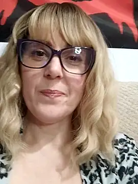 Amelialove42 online show from 02/12/26, 07:57