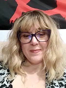 Amelialove42 online show from 03/09/26, 07:17