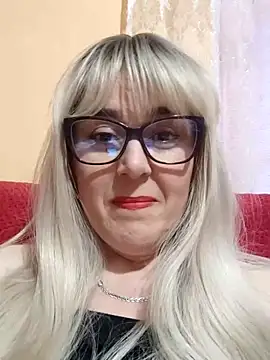 Amelialove42 online show from 11/05/25, 02:09