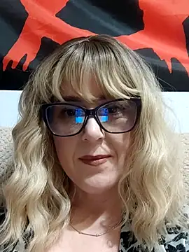 Amelialove42 online show from 02/17/26, 07:33