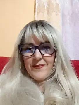 Amelialove42 online show from 11/11/25, 07:52