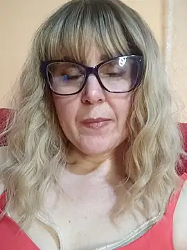 Amelialove42 online show from 05/09/26, 04:32