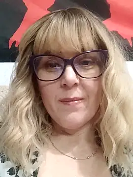 Amelialove42 online show from 02/27/26, 07:35