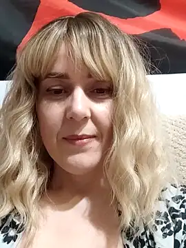 Amelialove42 online show from 02/11/26, 05:46