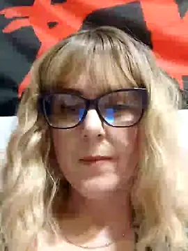 Amelialove42 online show from 02/16/26, 08:51