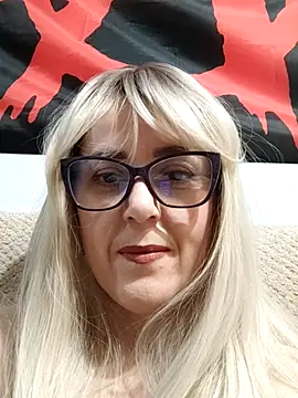 Amelialove42 online show from 12/14/25, 06:24