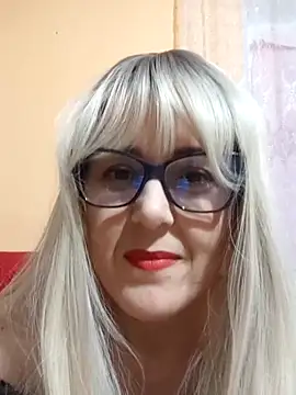 Amelialove42 online show from 11/16/25, 04:34