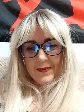 Amelialove42 online show from 12/18/25, 06:45