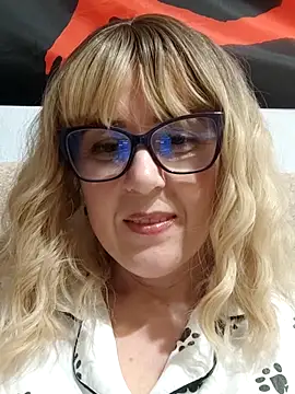 Amelialove42 online show from 03/19/26, 07:36