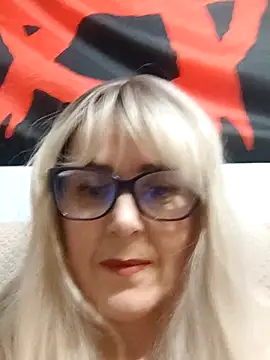 Amelialove42 online show from 11/25/25, 07:47