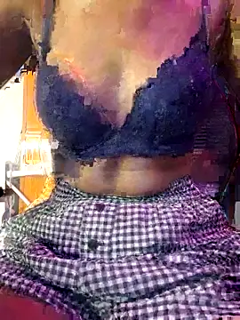 Asmiratamil online show from 02/25/26, 08:36