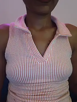 Snapshot of Asmiratamil chatting on 05/24/26, 03:45 Asmiratamil online show from 05/24/26, 03:45