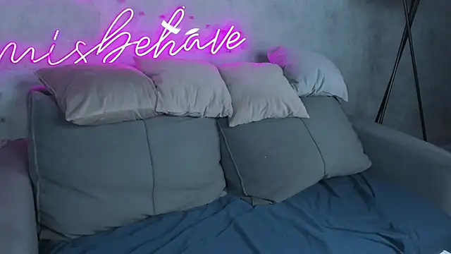 Renesmy Black online show from 03/23/26, 11:48