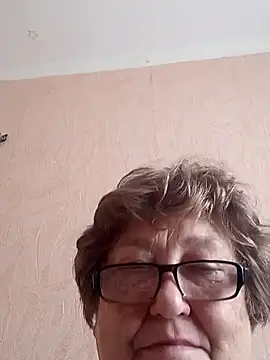 Katherine735 online show from 10/14/25, 10:49