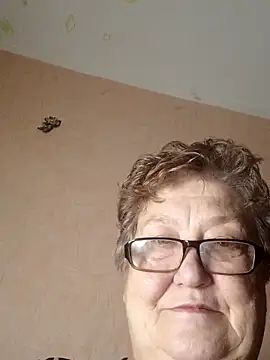 Katherine735 online show from 12/17/25, 05:40