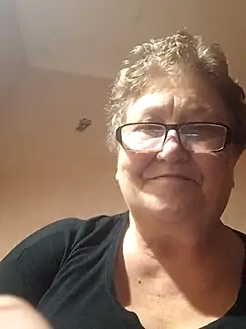 Katherine735 online show from 12/04/25, 08:08