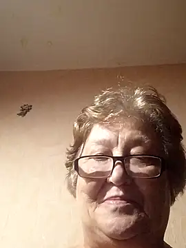 Katherine735 online show from 10/29/25, 11:03