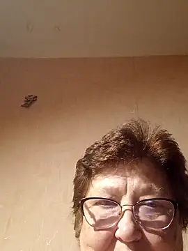 Snapshot of Katherine735 chatting on 06/19/26, 08:14 Katherine735 online show from 06/19/26, 08:14